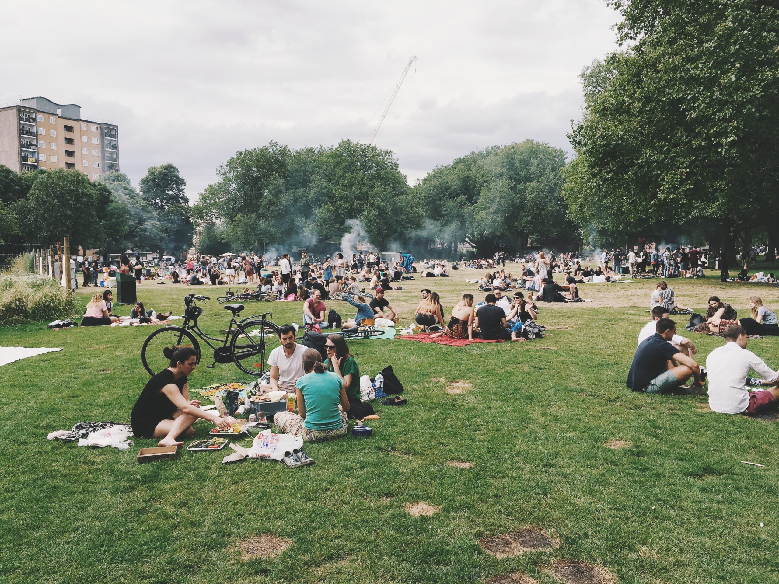 robert-bye-London UK summer park-unsplash