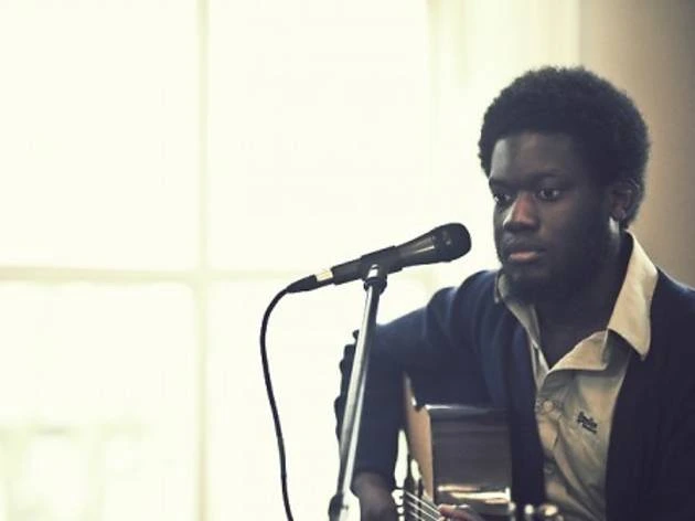 Michael-Kiwanuka-HD-background