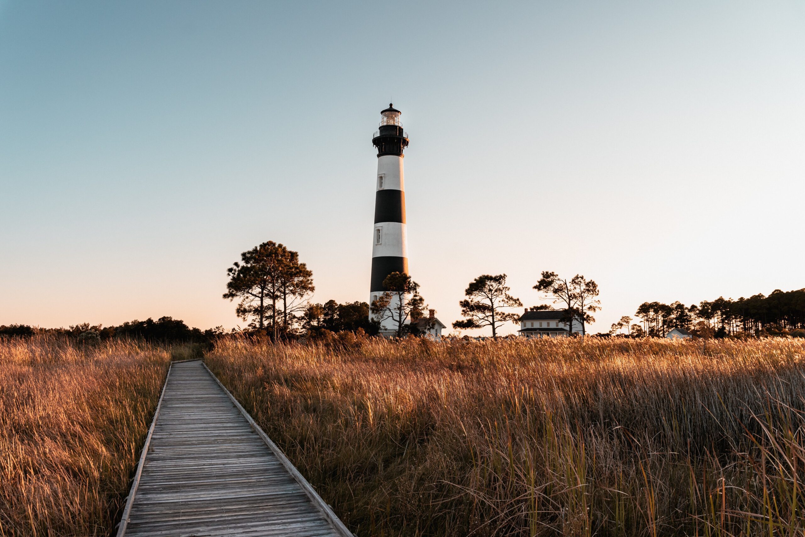 kyle-calhoun-Bodie island lighthouse -unsplash