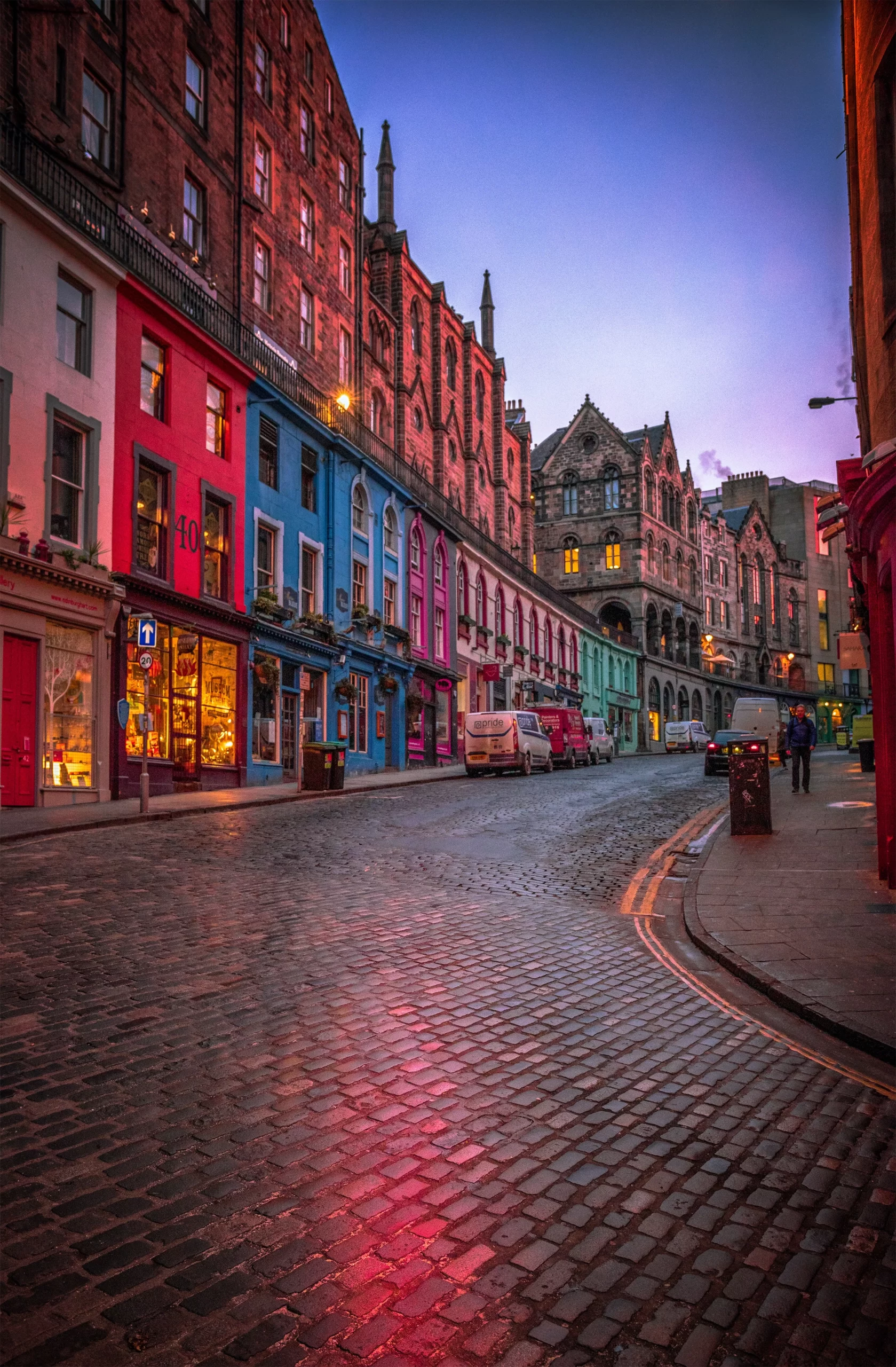 Edinburgh, UK, Scotland Published on July 15, 2020 Canon, EOS 5D Mark IV Free to use under the Unsplash License