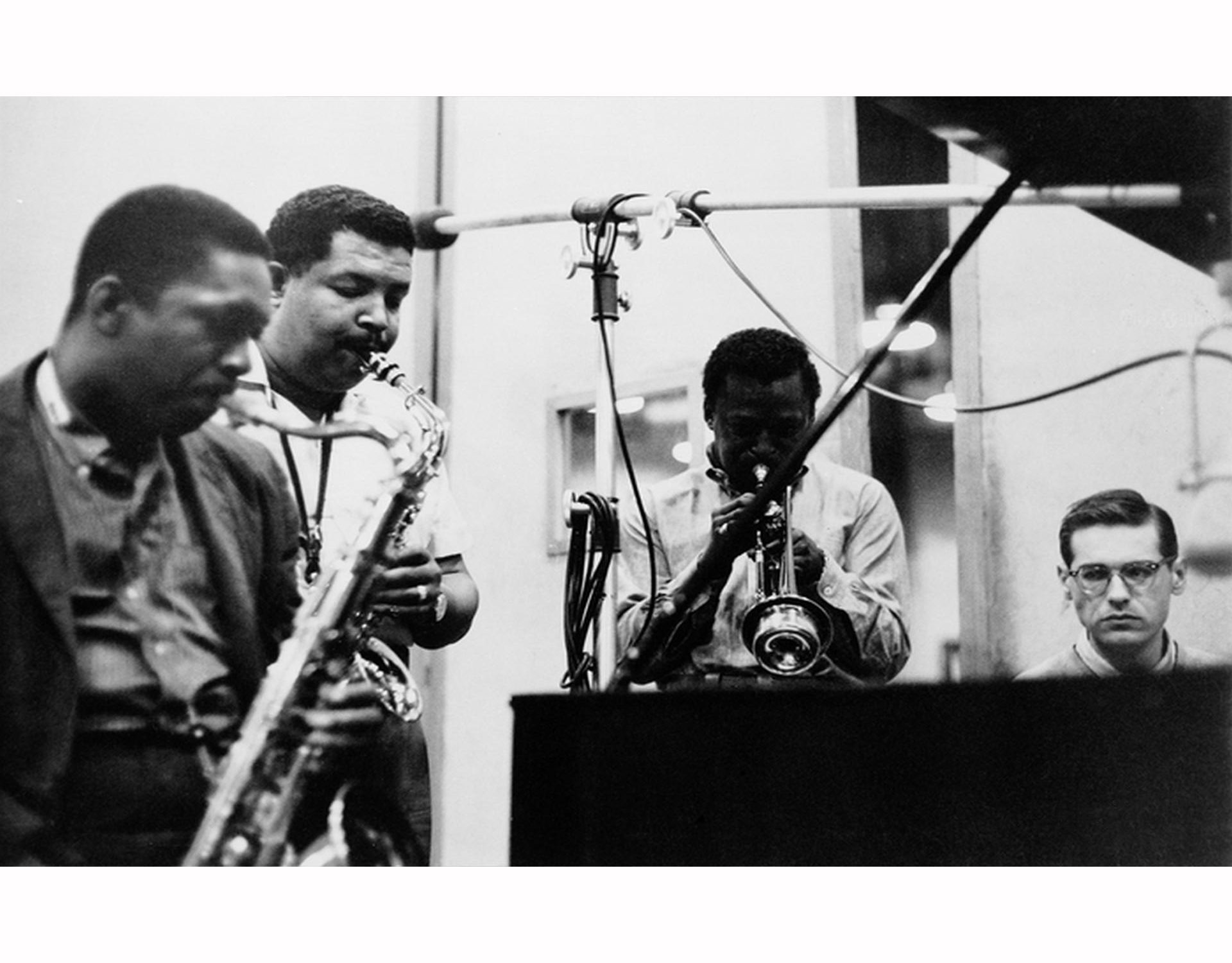 John Coltrane – Cannonball Adderley – Miles Davis and Bill Evans

Kind of Blue recording session 1958